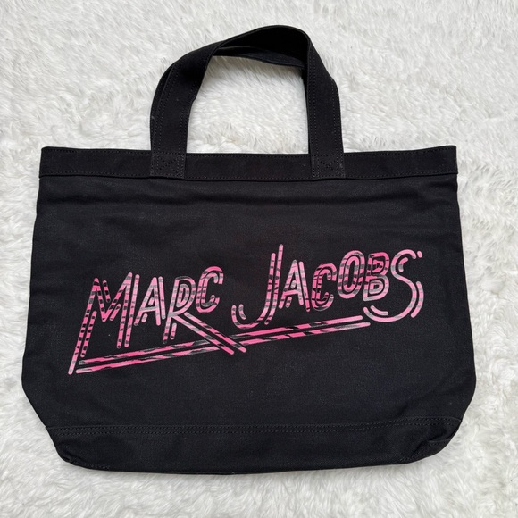 Marc Jacobs Black Tote Bag with Pink Logo - Picture 14 of 14